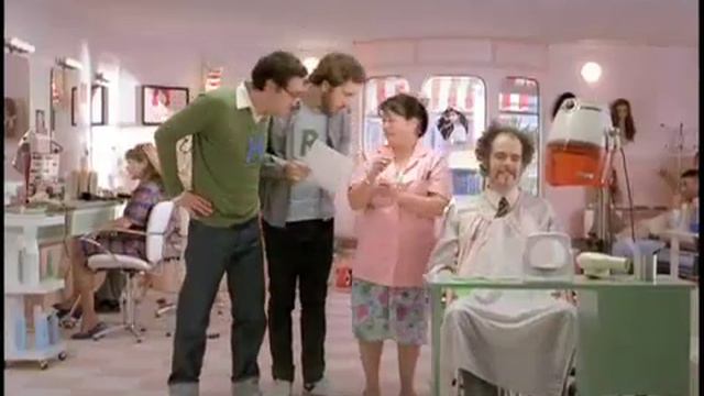 PUBLICIDAD H&R BLOCK MIRTA