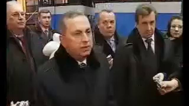 Янукович на КВСЗ.mp4 смотреть онлайн