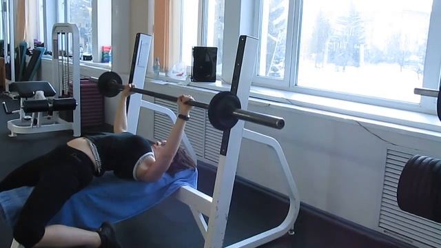 Жим лёжа 27,5 кг 1 подход смотреть онлайн