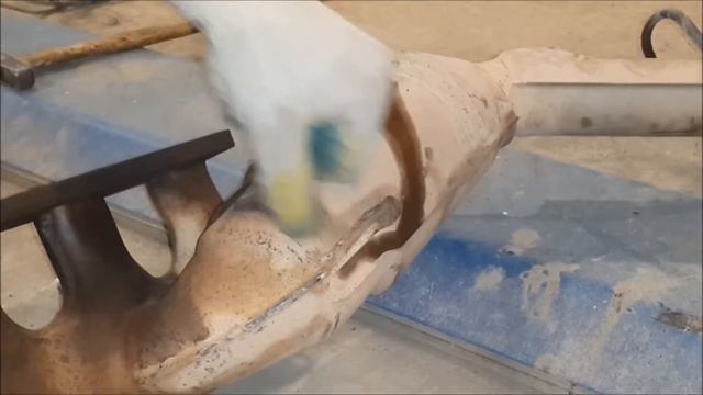 Снять, вскрыть, удалить сетки катализаторов на БМВ Х5 три литра смотреть онлайн