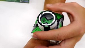 Веселые видео для мальчиков. Новые часы Омнитрикс Ben10! Игровые наборы Бен 10.