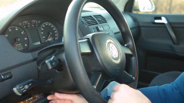 Volkswagen Polo. Обзор бодрого старичка на автомате!Идеально сохранившийся экземпляр. смотреть онлайн