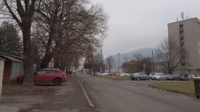 4K City Walks: Banska Bystrica, Slovakia Residences in Winter - Virtual Walk Treadmill City Guide смотреть онлайн