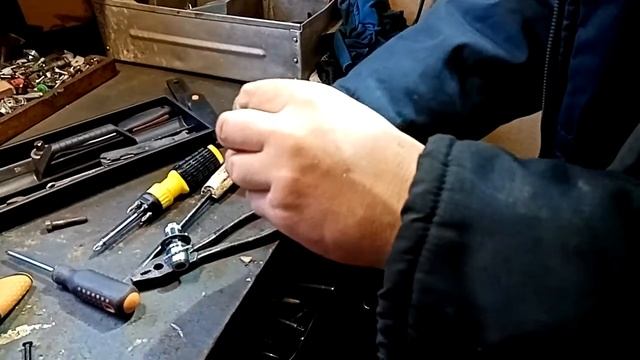 Разбираем патрон китайского шуруповёрта. смотреть онлайн