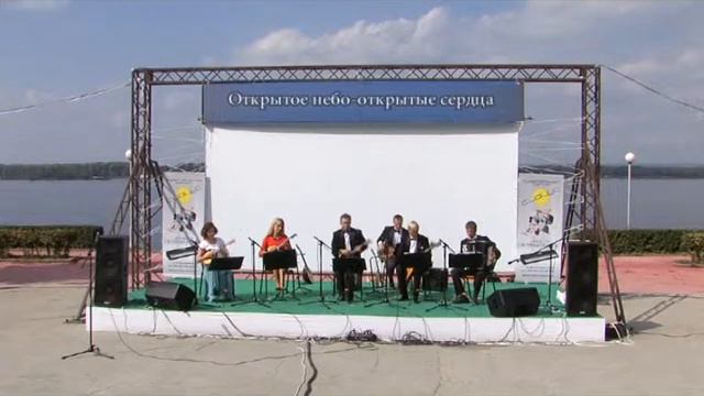 «Volga-folk-band» play " Moonlight Serenade " смотреть онлайн