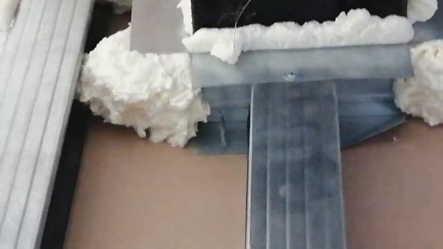 Монтаж перегородок Кнауф. Коммуникации в перегородке. смотреть онлайн