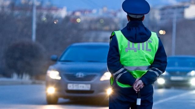 Мы провели эксперимент, выпили кваса и узнали, что показал алкотестер инспектора ГИБДД. смотреть онлайн