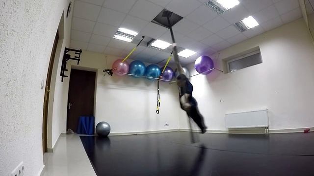 Подвесной пилон г. Бровары (swinging chinese pole) смотреть онлайн