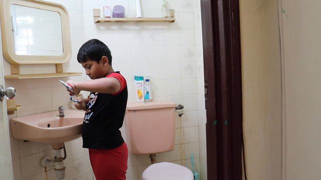 My Daily Routine - School Days VS Holidays!!!Funny Video | Kids Funny Videos | Daily Routine Videos