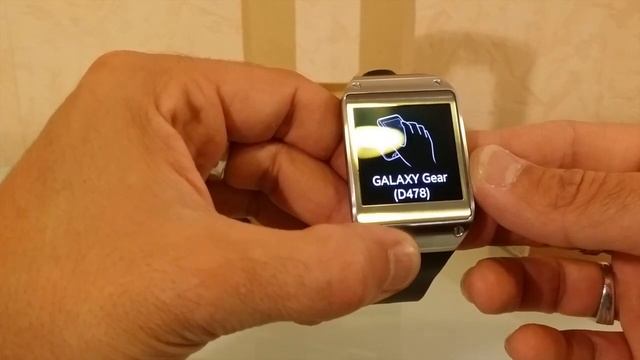 Samsung Galaxy Gear Deballage et Presentation смотреть онлайн