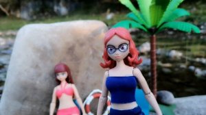 Красотки Маринетт, Хлоя, Лайла на пляже. Кто нарисовал Маринетт в образе русалки?