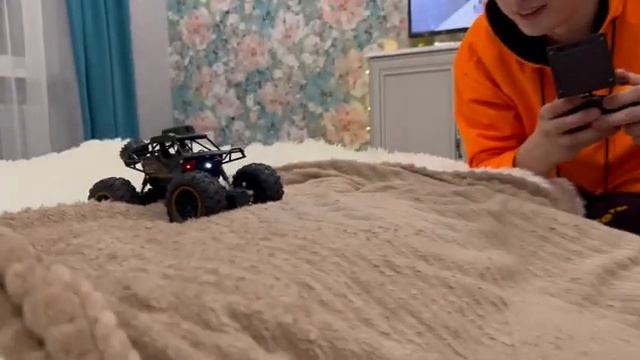 МЕЧТА ДЕТСТВА 2 часть! РОЗЫЗРЫШ машинки на радиоуправлении! ЧЕЛЛЕНДЖ С МАШИНКОЙ НА РАДИОУПРАВЛЕНИИ! смотреть онлайн