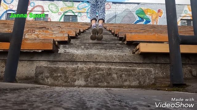 Тренировка Как я Прыгаю в Длину с Места / Беговые Упражнения на Лестнице / Влог / Спорт на Улице смотреть онлайн
