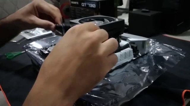 Montagem Workstation AMD Ryzen 3700x + Gigabyte GT 730 2GB DDR5 + Xraydisk SSD M.2 NVME 512gb смотреть онлайн