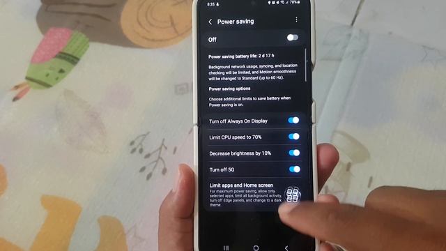 Samsung Galaxy Z Flip 5: How to Limit CPU speed to 70% when Power Saving Mode is on (Android 13) смотреть онлайн