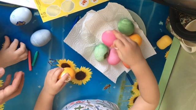 ? Украшаем с детьми пасхальные яйца ? смотреть онлайн