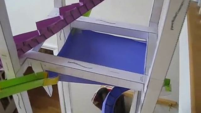 World's Greatest Paper Roller Coaster смотреть онлайн