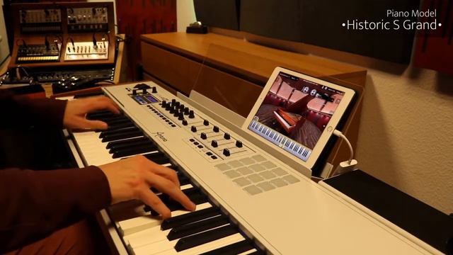 Colossus Piano App: the light brown "Historic S Grand" piano model. смотреть онлайн