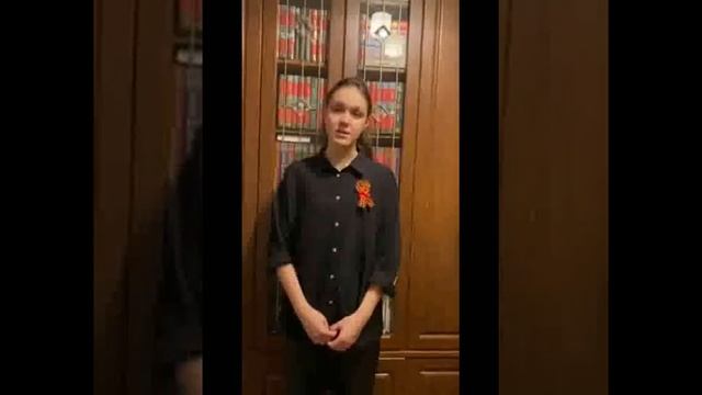 Номинация "Художественное слово", стих Роберта Рождественского "На земле безжалостно маленькой" смотреть онлайн