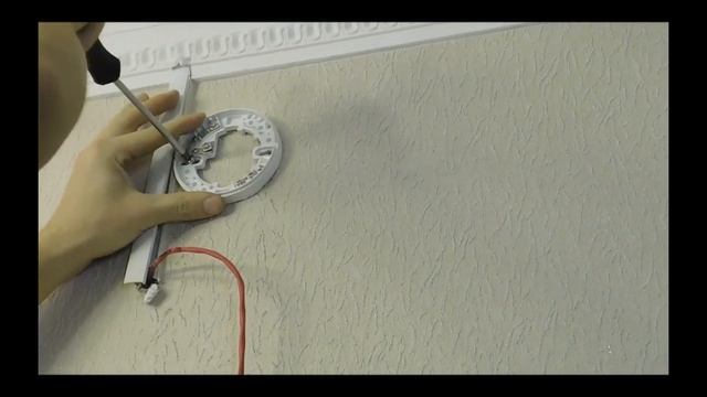 Как перенести датчик пожарной сигнализации с потолка на стену смотреть онлайн