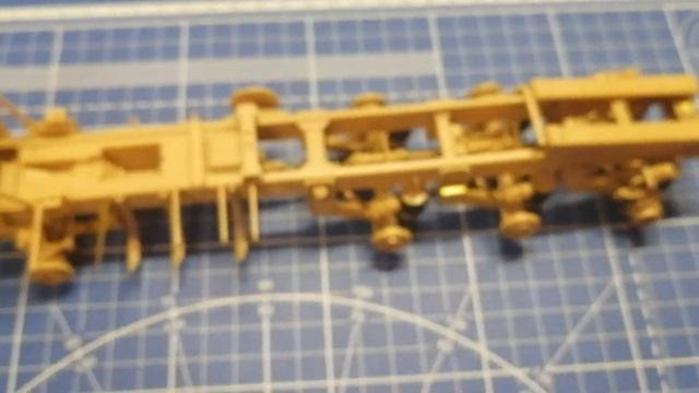 [моделизм] Сборка Oshkosh М1070 от фирмы Hobby Boss в масштабе 1/35. Этап 11.