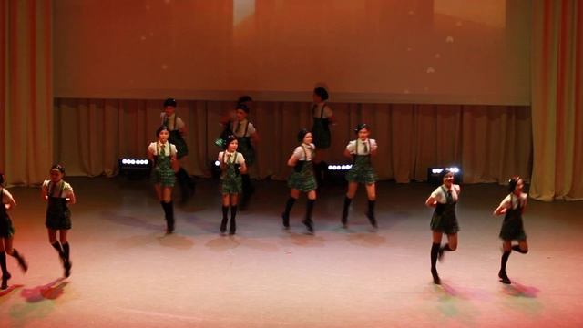 Театр танца "Ирис Шоу" Учат в школе смотреть онлайн