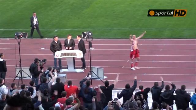 Стоян Колев остана без фланелка и гащета след победата смотреть онлайн