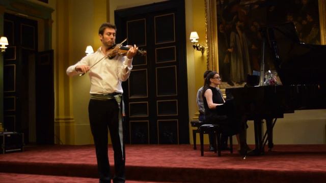 Czardas by Vittorio Monti (Tudor Andrei, violin - Edit Maria Fazakas, piano) смотреть онлайн