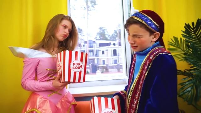 My Sisters Are Princesses || Types of Princesses in a Royal Family смотреть онлайн