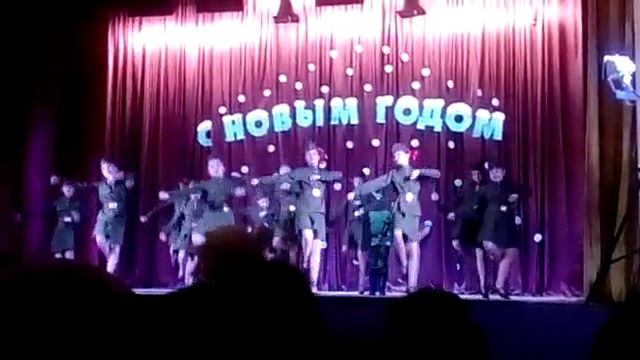 Танец "Военная пляска" гр. Непоседы смотреть онлайн