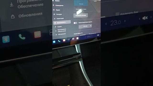 Как установить флешку для видеорегистратора на Tesla Model 3 смотреть онлайн