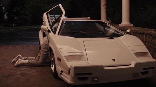 WHITE FERRARI - frank Ocean смотреть онлайн