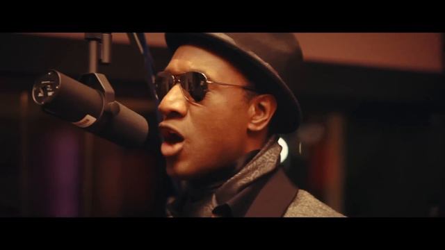 Aloe Blacc - The Man (Live Piano Version) (VEVO LIFT) смотреть онлайн