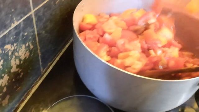 Заготовки на зиму. Готовим подливу. Очень вкусно? смотреть онлайн