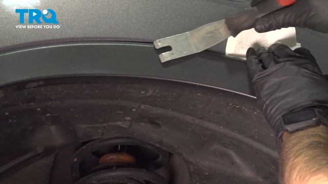 How to Replace Wheel Opening Molding 2007-2015 Mazda CX-9 смотреть онлайн