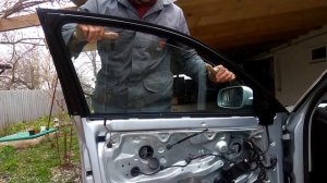 Демонтаж переднего стекла VW PASSAT B5
