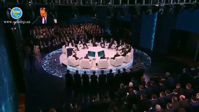 Выступление Премьер-министра Узбекистана на форуме "Цифровая повестка в эпоху глобализации" смотреть онлайн
