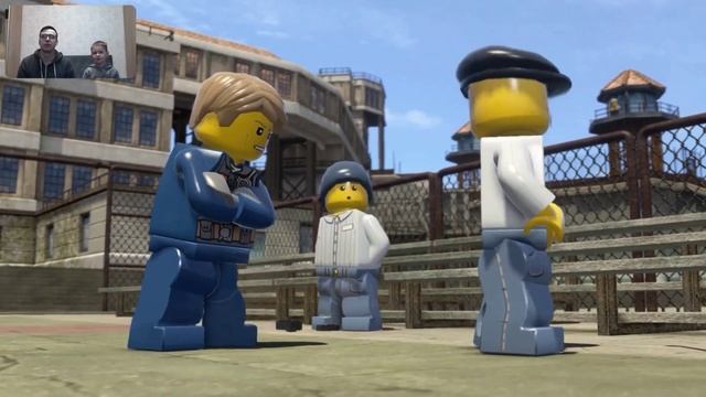 Игра в которую можно  поиграть с ребенком Lego City Undercover