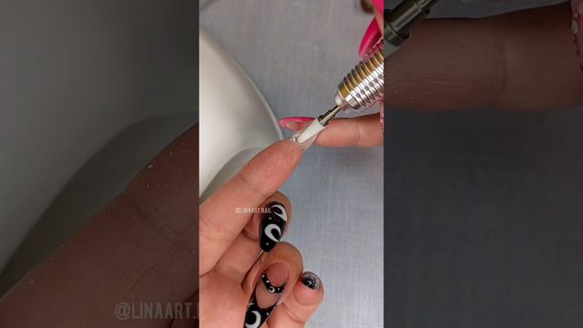 ВЫПИЛИВАЮ ИЗНУТРИ #маникюр #гельлак #дизайнногтей #ногти смотреть онлайн