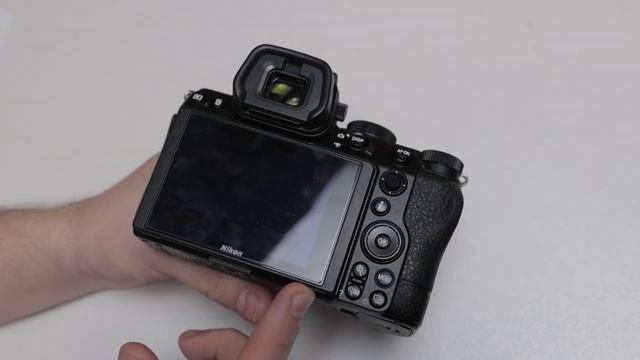 Обзор Nikon Z5. Самый доступный беззеркальный фулфрейм от Nikon смотреть онлайн