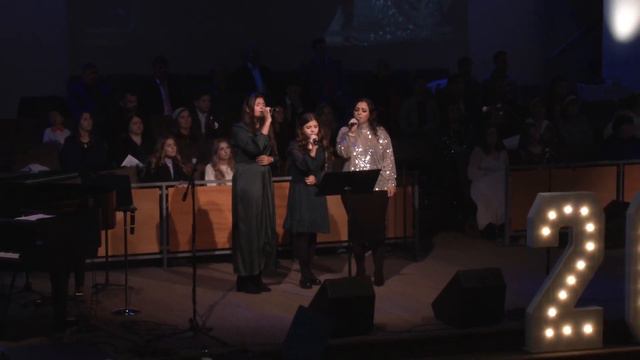 01/01/2023 Пение - "Свечи зажжем" - Трио смотреть онлайн