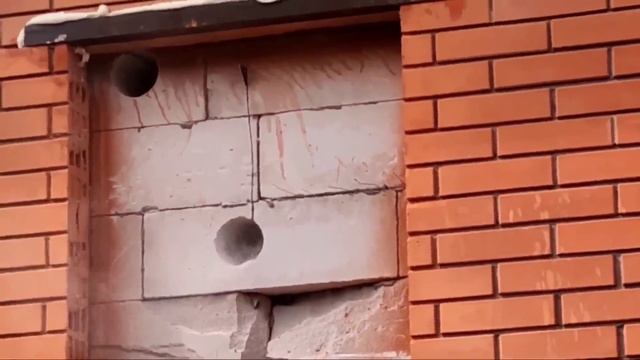 Новое окно в готовом доме с ремонтом. Пилим проëм в несущей стене дома из газобетона. смотреть онлайн