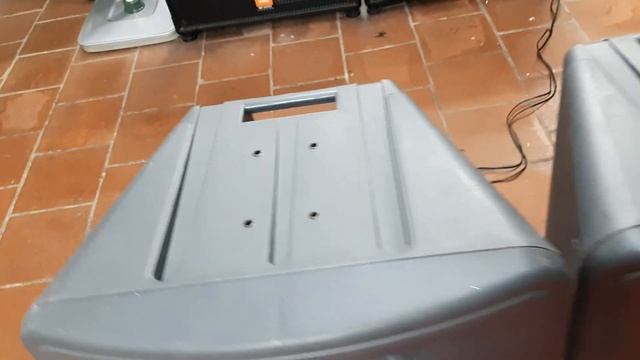 đôi loa khủng MỸ NÒI PEAVEY-PR 15, bas đánh rung nhà.công suất 400W. LH 0914365872-0965502615 смотреть онлайн