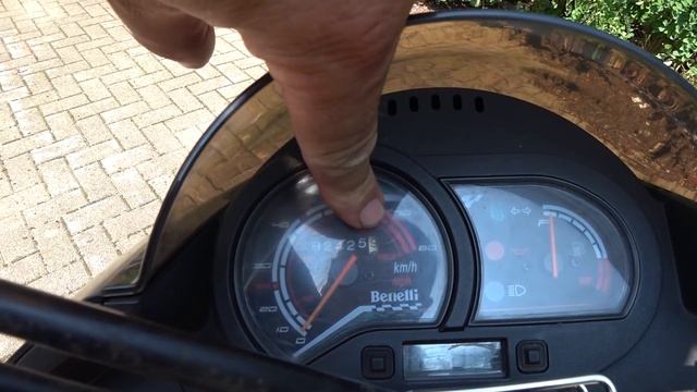 Koliko trosi jedan dvotaktni skuter od 50ccm ??? смотреть онлайн