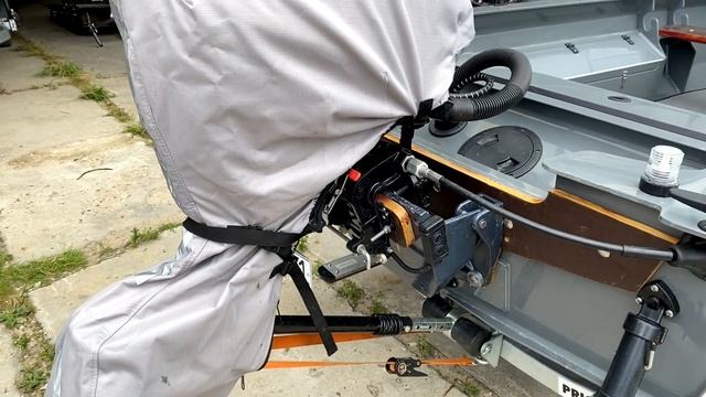 Swimmer 370 XL-R - заряженная лодка для рыбалки смотреть онлайн