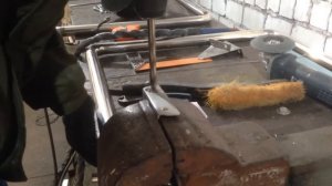 Олеиновая кислота, сверлит нержавейку как по маслу...