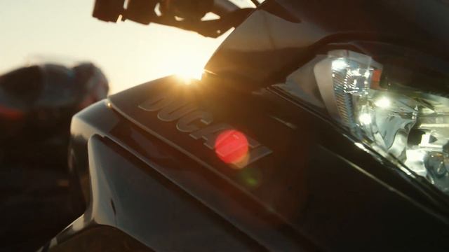 Новая Ducati Multistrada V2 смотреть онлайн