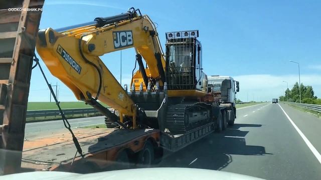 Корчевание деревьев экскаватором JCB205. Перебазировка на новое поле . Расчистка сельхоз полей по Р смотреть онлайн