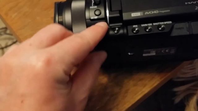 Распаковка, осмотр, первое видео. Камера Sony FDR-AX100E смотреть онлайн