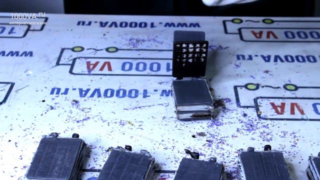 Аккумулятор DELTA HR 12-7.2 Разбираем и взвешиваем